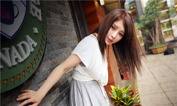 襄阳想找一个女性生孩子给报酬-｛找个女人生孩子多少钱｝